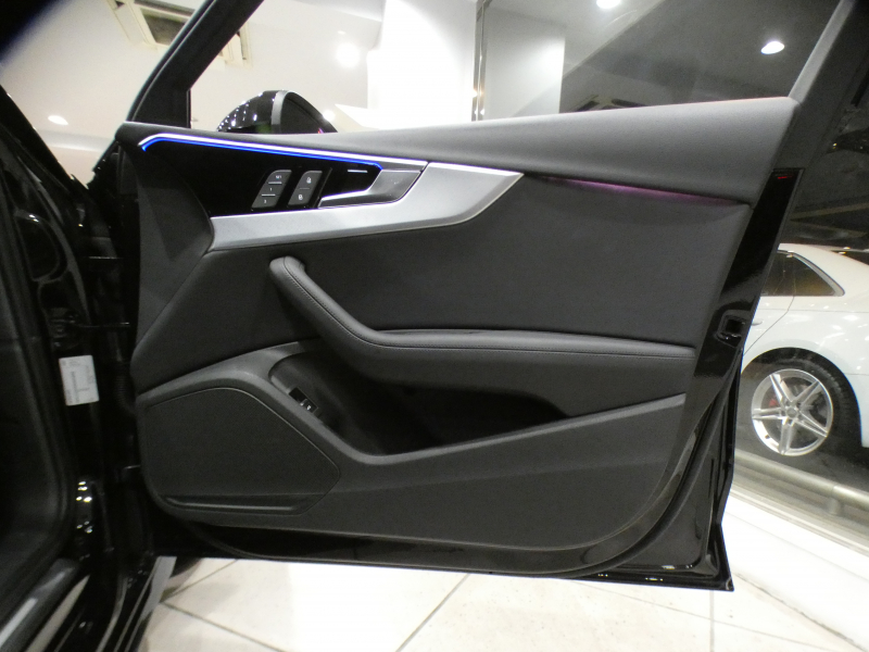 アウディ A4アバント A4ｱﾊﾞﾝﾄ 35TDIｱﾄﾞﾊﾞﾝｽﾄ ﾗｸﾞｼﾞｭｱﾘｰPKG　後期 追ACC ﾚｰﾝｱｼｽﾄ ｱｳﾃﾞｨﾌﾟﾚｾﾝｽ 黒革 ﾋｰﾀｰ ﾀｯﾁｽｸﾘｰﾝMMIﾅﾋﾞ 全周囲ｶﾒﾗ PDC ﾏﾄﾘｸｽLED ﾏﾙﾁｶﾗｰｱﾝﾋﾞｴﾝﾄ ｵｰﾄﾃｰﾙｹﾞｰﾄ　2年保証