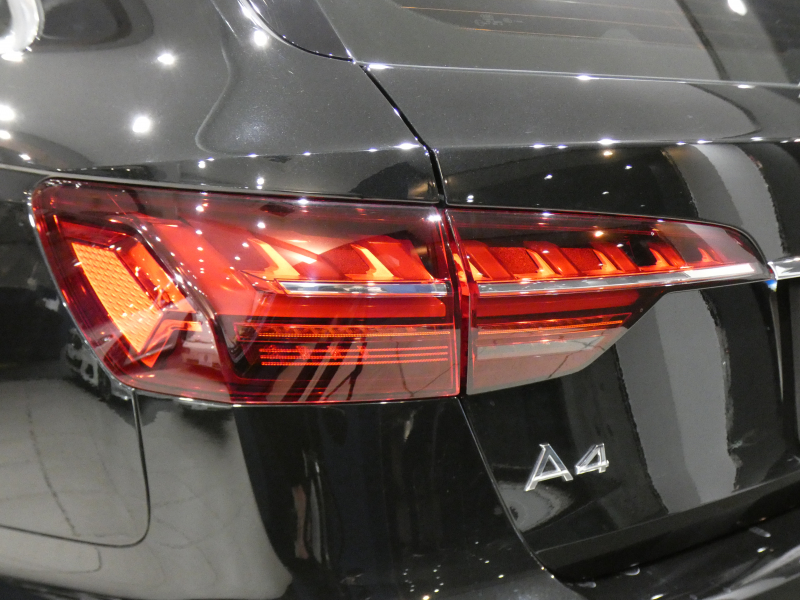 アウディ A4アバント A4ｱﾊﾞﾝﾄ 35TDIｱﾄﾞﾊﾞﾝｽﾄ ﾗｸﾞｼﾞｭｱﾘｰPKG　後期 追ACC ﾚｰﾝｱｼｽﾄ ｱｳﾃﾞｨﾌﾟﾚｾﾝｽ 黒革 ﾋｰﾀｰ ﾀｯﾁｽｸﾘｰﾝMMIﾅﾋﾞ 全周囲ｶﾒﾗ PDC ﾏﾄﾘｸｽLED ﾏﾙﾁｶﾗｰｱﾝﾋﾞｴﾝﾄ ｵｰﾄﾃｰﾙｹﾞｰﾄ　2年保証