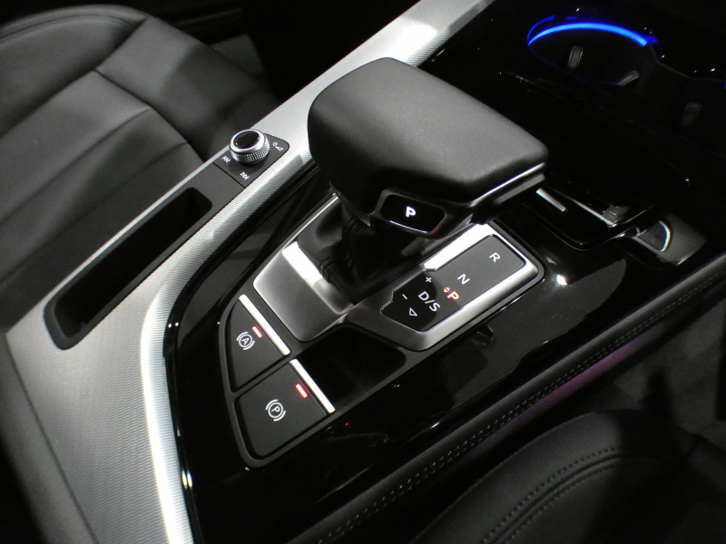 アウディ A4アバント A4ｱﾊﾞﾝﾄ 35TDIｱﾄﾞﾊﾞﾝｽﾄ ﾗｸﾞｼﾞｭｱﾘｰPKG　後期 追ACC ﾚｰﾝｱｼｽﾄ ｱｳﾃﾞｨﾌﾟﾚｾﾝｽ 黒革 ﾋｰﾀｰ ﾀｯﾁｽｸﾘｰﾝMMIﾅﾋﾞ 全周囲ｶﾒﾗ PDC ﾏﾄﾘｸｽLED ﾏﾙﾁｶﾗｰｱﾝﾋﾞｴﾝﾄ ｵｰﾄﾃｰﾙｹﾞｰﾄ　2年保証