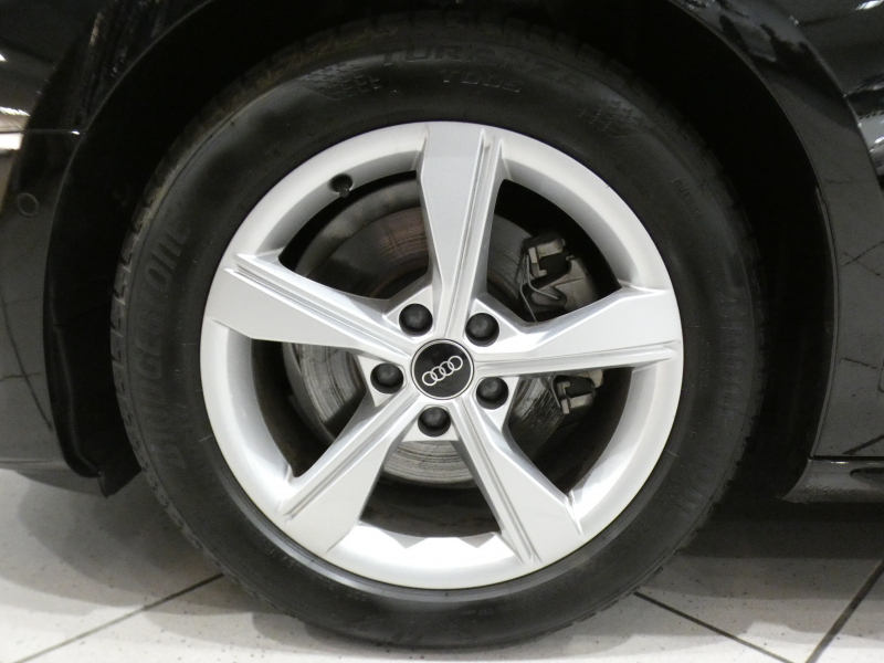 アウディ A4アバント A4ｱﾊﾞﾝﾄ 35TDIｱﾄﾞﾊﾞﾝｽﾄ ﾗｸﾞｼﾞｭｱﾘｰPKG　後期 追ACC ﾚｰﾝｱｼｽﾄ ｱｳﾃﾞｨﾌﾟﾚｾﾝｽ 黒革 ﾋｰﾀｰ ﾀｯﾁｽｸﾘｰﾝMMIﾅﾋﾞ 全周囲ｶﾒﾗ PDC ﾏﾄﾘｸｽLED ﾏﾙﾁｶﾗｰｱﾝﾋﾞｴﾝﾄ ｵｰﾄﾃｰﾙｹﾞｰﾄ　2年保証