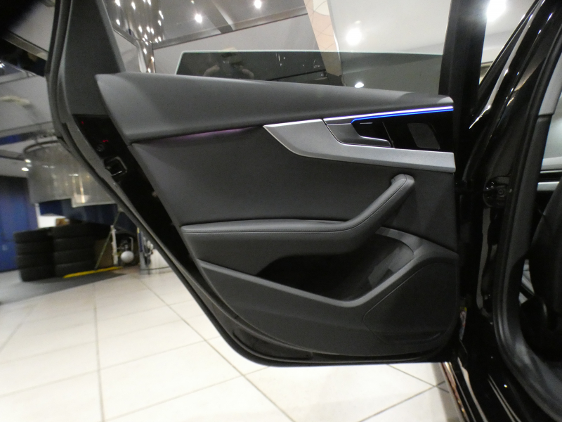 アウディ A4アバント A4ｱﾊﾞﾝﾄ 35TDIｱﾄﾞﾊﾞﾝｽﾄ ﾗｸﾞｼﾞｭｱﾘｰPKG　後期 追ACC ﾚｰﾝｱｼｽﾄ ｱｳﾃﾞｨﾌﾟﾚｾﾝｽ 黒革 ﾋｰﾀｰ ﾀｯﾁｽｸﾘｰﾝMMIﾅﾋﾞ 全周囲ｶﾒﾗ PDC ﾏﾄﾘｸｽLED ﾏﾙﾁｶﾗｰｱﾝﾋﾞｴﾝﾄ ｵｰﾄﾃｰﾙｹﾞｰﾄ　2年保証