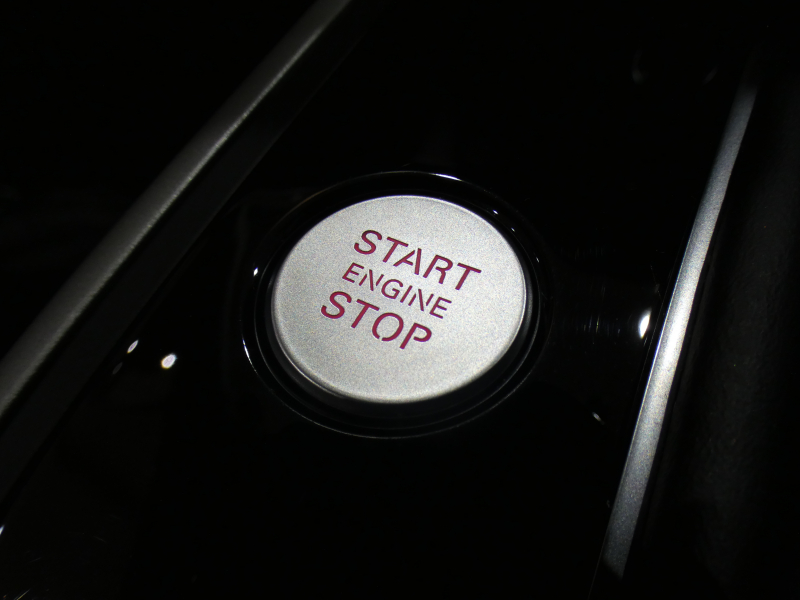 アウディ A7 【☆ｷｬﾝﾍﾟｰﾝ価格　車検整備付!】A7ｽﾎﾟｰﾂﾊﾞｯｸ 2.0TFSIｸﾜﾄﾛ ｱｼｽﾀﾝｽPKG　後期 追ACC ﾚｰﾝ&ｻｲﾄﾞｱｼｽﾄ 衝突軽減 黒革 ﾋｰﾀｰ MMIﾅﾋﾞTV Bｶﾒﾗ PDC LEDﾗｲﾄ Rﾀﾞｲﾅﾐｯｸﾀｰﾝ ｵｰﾄﾃｰﾙｹﾞｰﾄ　2年保証