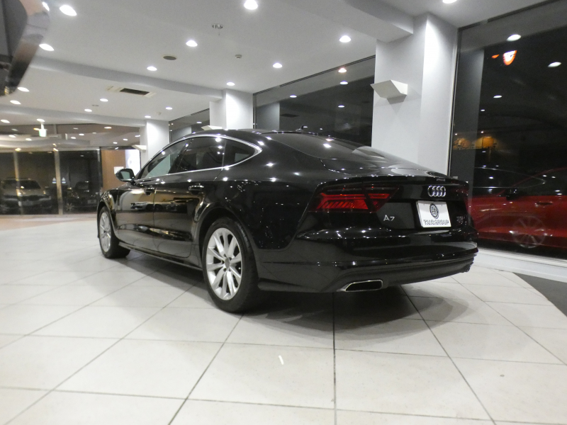 アウディ A7 【☆ｷｬﾝﾍﾟｰﾝ価格　車検整備付!】A7ｽﾎﾟｰﾂﾊﾞｯｸ 2.0TFSIｸﾜﾄﾛ ｱｼｽﾀﾝｽPKG　後期 追ACC ﾚｰﾝ&ｻｲﾄﾞｱｼｽﾄ 衝突軽減 黒革 ﾋｰﾀｰ MMIﾅﾋﾞTV Bｶﾒﾗ PDC LEDﾗｲﾄ Rﾀﾞｲﾅﾐｯｸﾀｰﾝ ｵｰﾄﾃｰﾙｹﾞｰﾄ　2年保証