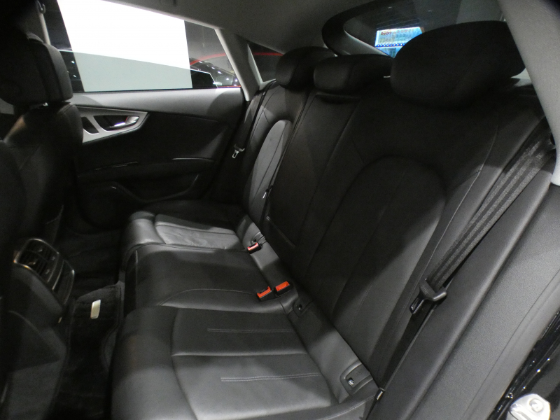 アウディ A7 【☆ｷｬﾝﾍﾟｰﾝ価格　車検整備付!】A7ｽﾎﾟｰﾂﾊﾞｯｸ 2.0TFSIｸﾜﾄﾛ ｱｼｽﾀﾝｽPKG　後期 追ACC ﾚｰﾝ&ｻｲﾄﾞｱｼｽﾄ 衝突軽減 黒革 ﾋｰﾀｰ MMIﾅﾋﾞTV Bｶﾒﾗ PDC LEDﾗｲﾄ Rﾀﾞｲﾅﾐｯｸﾀｰﾝ ｵｰﾄﾃｰﾙｹﾞｰﾄ　2年保証