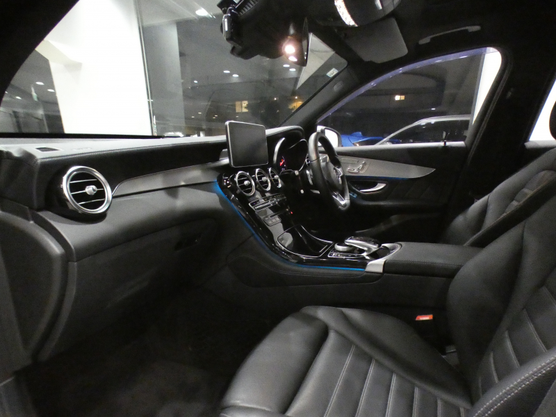 メルセデスベンツ GLC GLC220d 4MATICｽﾎﾟｰﾂ 本革仕様 ﾚｰﾀﾞｰｾｰﾌﾃｨPKG　ｷｰﾚｽｺﾞｰ 黒革 ﾊﾟﾉﾗﾏSR ﾅﾋﾞTV ﾌﾞﾙﾒｽﾀｰ 全周囲ｶﾒﾗ PTS ｴｱﾊﾞﾗﾝｽ LEDﾗｲﾄ ｵｰﾄﾃｰﾙｹﾞｰﾄ AMGｽﾀｲﾘﾝｸﾞ&19AW　2年保証