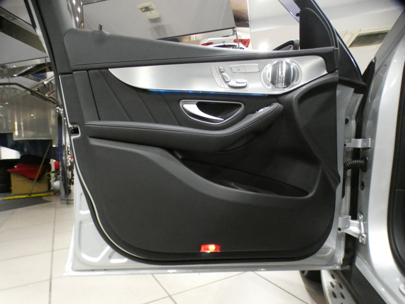 メルセデスベンツ GLC GLC220d 4MATICｽﾎﾟｰﾂ 本革仕様 ﾚｰﾀﾞｰｾｰﾌﾃｨPKG　ｷｰﾚｽｺﾞｰ 黒革 ﾊﾟﾉﾗﾏSR ﾅﾋﾞTV ﾌﾞﾙﾒｽﾀｰ 全周囲ｶﾒﾗ PTS ｴｱﾊﾞﾗﾝｽ LEDﾗｲﾄ ｵｰﾄﾃｰﾙｹﾞｰﾄ AMGｽﾀｲﾘﾝｸﾞ&19AW　2年保証