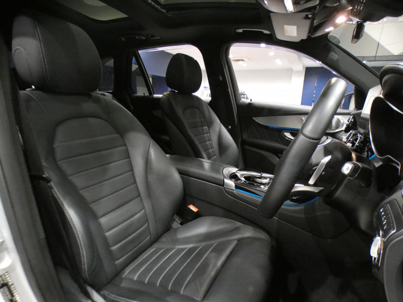 メルセデスベンツ GLC GLC220d 4MATICｽﾎﾟｰﾂ 本革仕様 ﾚｰﾀﾞｰｾｰﾌﾃｨPKG　ｷｰﾚｽｺﾞｰ 黒革 ﾊﾟﾉﾗﾏSR ﾅﾋﾞTV ﾌﾞﾙﾒｽﾀｰ 全周囲ｶﾒﾗ PTS ｴｱﾊﾞﾗﾝｽ LEDﾗｲﾄ ｵｰﾄﾃｰﾙｹﾞｰﾄ AMGｽﾀｲﾘﾝｸﾞ&19AW　2年保証