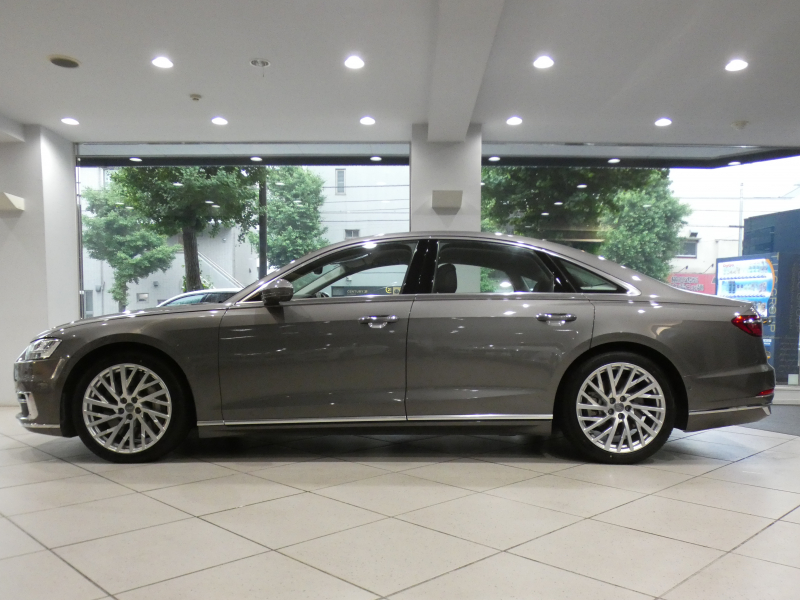 アウディ A8 A8 60TFSI ｸﾜﾄﾛ　ADVｷｰ Dｱｼｽﾄ 追ACC ｱｳﾃﾞｨﾌﾟﾚｾﾝｽ 茶革 ﾋｰﾀｰ&ﾍﾞﾝﾁﾚｰﾀｰ ﾏｯｻｰｼﾞ機能 ﾀｯﾁP対応MMIﾅﾋﾞ 全周囲ｶﾒﾗ PDC ﾍｯﾄﾞｱｯﾌﾟDSP B&Oｻｳﾝﾄﾞ HDﾏﾄﾘｸｽLEDﾗｲﾄ ｴｱｻｽﾍﾟﾝｼｮﾝ 20AW　2年保証