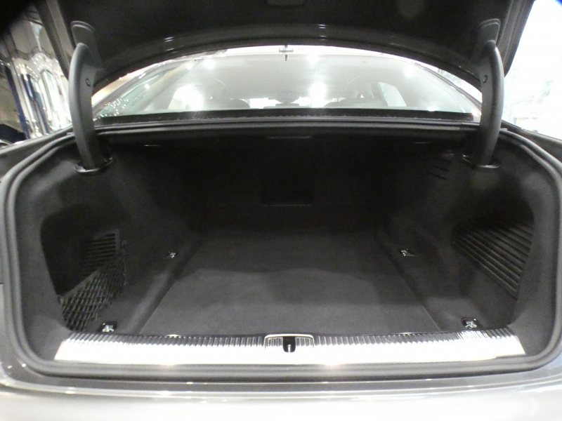 アウディ A8 A8 60TFSI ｸﾜﾄﾛ　ADVｷｰ Dｱｼｽﾄ 追ACC ｱｳﾃﾞｨﾌﾟﾚｾﾝｽ 茶革 ﾋｰﾀｰ&ﾍﾞﾝﾁﾚｰﾀｰ ﾏｯｻｰｼﾞ機能 ﾀｯﾁP対応MMIﾅﾋﾞ 全周囲ｶﾒﾗ PDC ﾍｯﾄﾞｱｯﾌﾟDSP B&Oｻｳﾝﾄﾞ HDﾏﾄﾘｸｽLEDﾗｲﾄ ｴｱｻｽﾍﾟﾝｼｮﾝ 20AW　2年保証