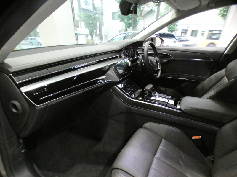 アウディ A8 A8 60TFSI ｸﾜﾄﾛ　ADVｷｰ Dｱｼｽﾄ 追ACC ｱｳﾃﾞｨﾌﾟﾚｾﾝｽ 茶革 ﾋｰﾀｰ&ﾍﾞﾝﾁﾚｰﾀｰ ﾏｯｻｰｼﾞ機能 ﾀｯﾁP対応MMIﾅﾋﾞ 全周囲ｶﾒﾗ PDC ﾍｯﾄﾞｱｯﾌﾟDSP B&Oｻｳﾝﾄﾞ HDﾏﾄﾘｸｽLEDﾗｲﾄ ｴｱｻｽﾍﾟﾝｼｮﾝ 20AW　2年保証