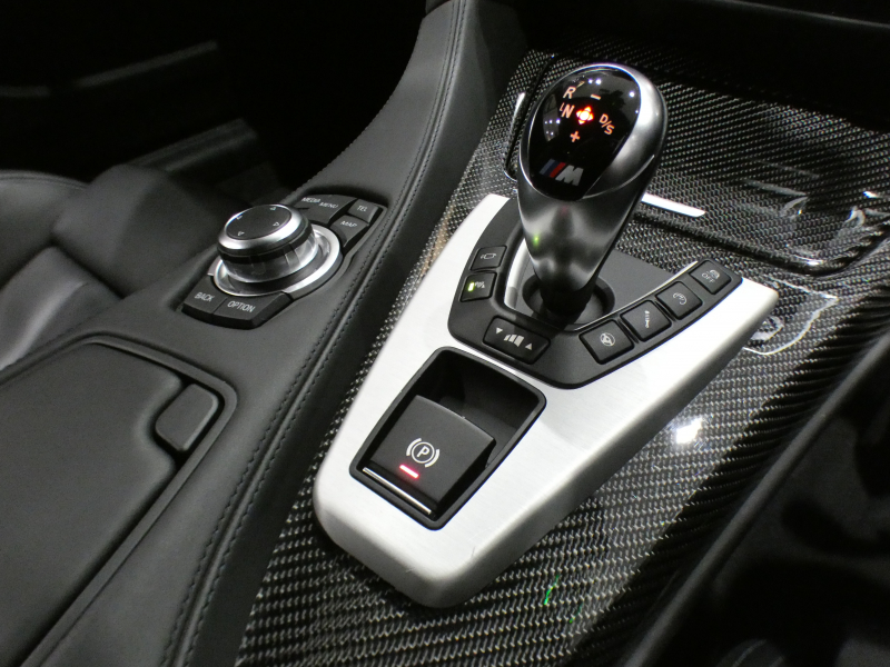 BMW Mシリーズ M6ｸｰﾍﾟ　ｺﾝﾌｫA 黒革 ﾋｰﾀｰ ｶｰﾎﾞﾝR iﾄﾞﾗｲﾌﾞﾅﾋﾞ(CIC) BTｵｰﾃﾞｨｵ Bｶﾒﾗ&ﾌﾛﾝﾄｶﾒﾗ PDC ﾍｯﾄﾞｱｯﾌﾟDSP LEDﾗｲﾄ 専用ｴｸｽﾃﾘｱ&20AW 560ps　2年保証