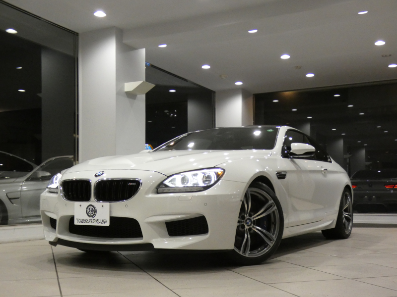 BMW Mシリーズ M6ｸｰﾍﾟ　ｺﾝﾌｫA 黒革 ﾋｰﾀｰ ｶｰﾎﾞﾝR iﾄﾞﾗｲﾌﾞﾅﾋﾞ(CIC) BTｵｰﾃﾞｨｵ Bｶﾒﾗ&ﾌﾛﾝﾄｶﾒﾗ PDC ﾍｯﾄﾞｱｯﾌﾟDSP LEDﾗｲﾄ 専用ｴｸｽﾃﾘｱ&20AW 560ps　2年保証