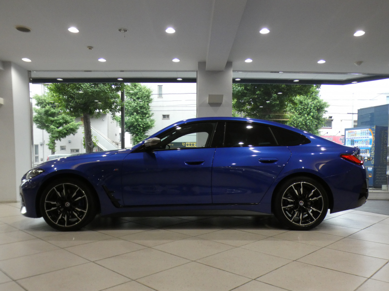 BMW 4シリーズ M440iｸﾞﾗﾝｸｰﾍﾟ xDrive ﾊｲﾗｲﾝ&ｲﾉﾍﾞｰｼｮﾝPKG　1ｵｰﾅｰ ｺﾝﾌｫA Dｱｼｽﾄ 追ACC ﾚｰﾝCHW 衝突軽減 黒革 ﾋｰﾀｰ iﾄﾞﾗｲﾌﾞﾅﾋﾞ(第7世代) harmank ﾜｲﾔﾚｽCH ﾍｯﾄﾞｱｯﾌﾟDSP 全周ｶﾒﾗ PDC ﾚｰｻﾞｰﾗｲﾄ ｵｰﾄﾄﾗﾝｸ 専用ｴｸｽﾃﾘｱ&19AW　2年保証