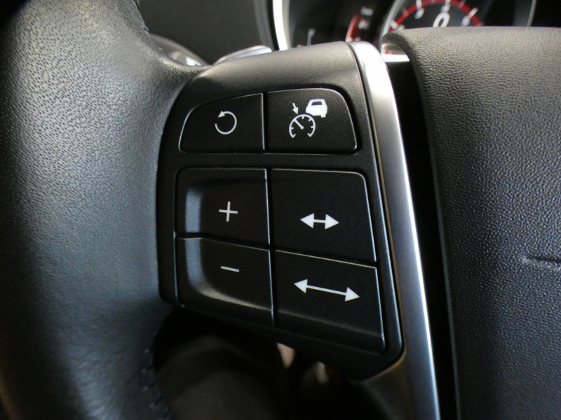 ボルボ V40 V40ｸﾛｽｶﾝﾄﾘｰ T5 AWD ｻﾏﾑ　追ACC･LKA･LCMA 茶革 ﾋｰﾀｰ 7ｲﾝﾁHDDﾅﾋﾞTV ﾌﾟﾚﾐｱﾑｻｳﾝﾄﾞ Bｶﾒﾗ LEDﾗｲﾄ ﾄﾞﾗﾚｺ 専用ｴｸｽﾃﾘｱ&18AW　2年保証