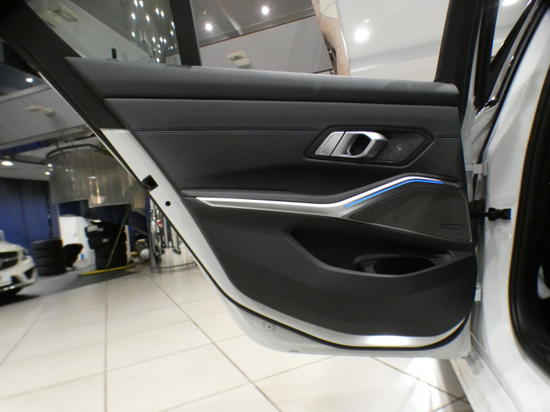 BMW 3シリーズ M340i xDrive ｲﾉﾍﾞｰｼｮﾝPKG　Dｱｼｽﾄ 追ACC ﾚｰﾝCHW 衝突軽減 黒革Mｽﾎﾟｰﾂｼｰﾄ ﾋｰﾀｰ iﾄﾞﾗｲﾌﾞﾅﾋﾞ(第7世代) harmank ﾜｲﾔﾚｽCH ﾍｯﾄﾞｱｯﾌﾟDSP 全周ｶﾒﾗ PDC ﾚｰｻﾞｰﾗｲﾄ ｵｰﾄﾄﾗﾝｸ 専用ｴｸｽﾃﾘｱ&19AW 387ps　2年保証