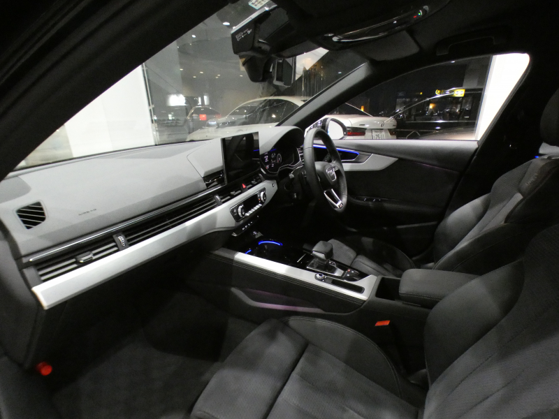 アウディ A4アバント A4ｱﾊﾞﾝﾄ 35TDI Sﾗｲﾝ ｺﾝﾌｫｰﾄPKG　1ｵｰﾅｰ 追ACC ﾚｰﾝ&ｻｲﾄﾞｱｼｽﾄ 半革 ﾀｯﾁｽｸﾘｰﾝMMIﾅﾋﾞTV 全周囲ｶﾒﾗ PDC ﾏﾄﾘｸｽLED ｵｰﾄﾃｰﾙｹﾞｰﾄ Sﾗｲﾝｴｸｽﾃﾘｱ&18AW　2年保証