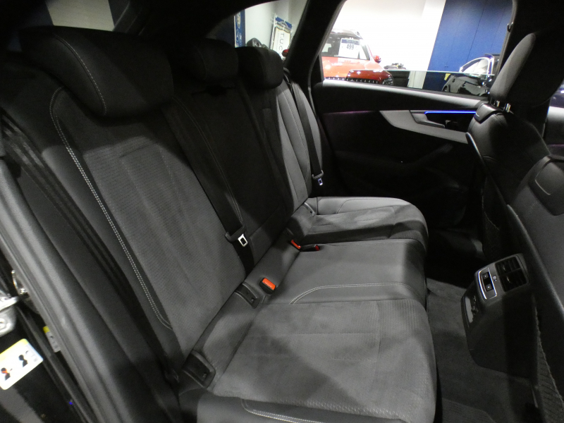 アウディ A4アバント A4ｱﾊﾞﾝﾄ 35TDI Sﾗｲﾝ ｺﾝﾌｫｰﾄPKG　1ｵｰﾅｰ 追ACC ﾚｰﾝ&ｻｲﾄﾞｱｼｽﾄ 半革 ﾀｯﾁｽｸﾘｰﾝMMIﾅﾋﾞTV 全周囲ｶﾒﾗ PDC ﾏﾄﾘｸｽLED ｵｰﾄﾃｰﾙｹﾞｰﾄ Sﾗｲﾝｴｸｽﾃﾘｱ&18AW　2年保証