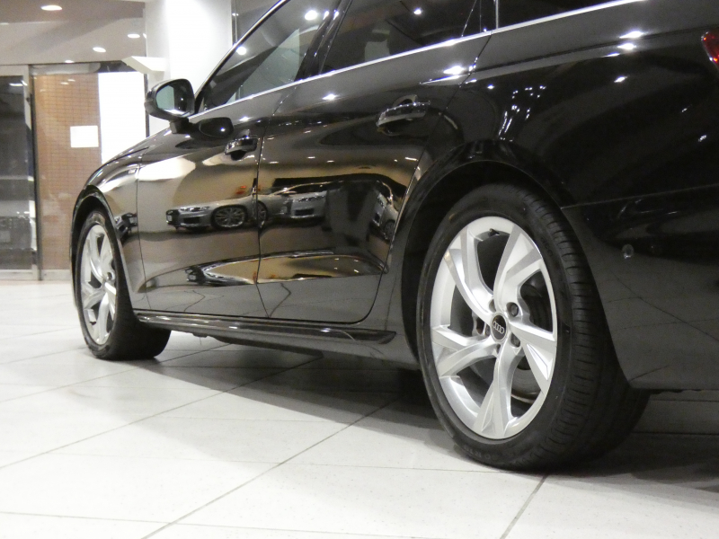 アウディ A4アバント A4ｱﾊﾞﾝﾄ 35TDI Sﾗｲﾝ ｺﾝﾌｫｰﾄPKG　1ｵｰﾅｰ 追ACC ﾚｰﾝ&ｻｲﾄﾞｱｼｽﾄ 半革 ﾀｯﾁｽｸﾘｰﾝMMIﾅﾋﾞTV 全周囲ｶﾒﾗ PDC ﾏﾄﾘｸｽLED ｵｰﾄﾃｰﾙｹﾞｰﾄ Sﾗｲﾝｴｸｽﾃﾘｱ&18AW　2年保証