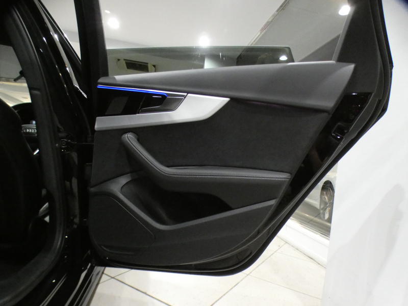 アウディ A4アバント A4ｱﾊﾞﾝﾄ 35TDI Sﾗｲﾝ ｺﾝﾌｫｰﾄPKG　1ｵｰﾅｰ 追ACC ﾚｰﾝ&ｻｲﾄﾞｱｼｽﾄ 半革 ﾀｯﾁｽｸﾘｰﾝMMIﾅﾋﾞTV 全周囲ｶﾒﾗ PDC ﾏﾄﾘｸｽLED ｵｰﾄﾃｰﾙｹﾞｰﾄ Sﾗｲﾝｴｸｽﾃﾘｱ&18AW　2年保証