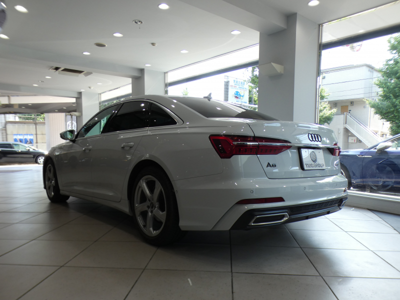 アウディ A6 A6 40TDIｸﾜﾄﾛ Sﾗｲﾝ ﾊﾟｰｸｱｼｽﾄPKG　ADVｷｰ Dｱｼｽﾄ 追ACC ﾚｰﾝ&ｻｲﾄﾞｱｼｽﾄ 衝突軽減 黒革 ﾋｰﾀｰ ﾀｯﾁP対応MMIﾅﾋﾞ 全周囲ｶﾒﾗ PDC HDﾏﾄﾘｸｽLED ｵｰﾄﾄﾗﾝｸ Sﾗｲﾝｴｸｽﾃﾘｱ&19AW　2年保証