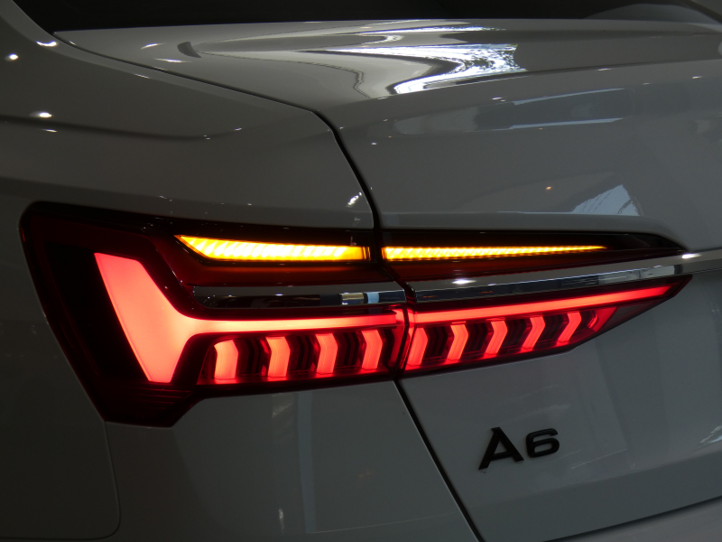 アウディ A6 A6 40TDIｸﾜﾄﾛ Sﾗｲﾝ ﾊﾟｰｸｱｼｽﾄPKG　ADVｷｰ Dｱｼｽﾄ 追ACC ﾚｰﾝ&ｻｲﾄﾞｱｼｽﾄ 衝突軽減 黒革 ﾋｰﾀｰ ﾀｯﾁP対応MMIﾅﾋﾞ 全周囲ｶﾒﾗ PDC HDﾏﾄﾘｸｽLED ｵｰﾄﾄﾗﾝｸ Sﾗｲﾝｴｸｽﾃﾘｱ&19AW　2年保証