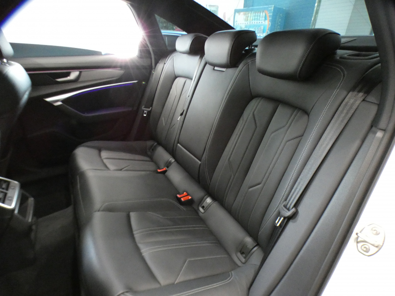 アウディ A6 A6 40TDIｸﾜﾄﾛ Sﾗｲﾝ ﾊﾟｰｸｱｼｽﾄPKG　ADVｷｰ Dｱｼｽﾄ 追ACC ﾚｰﾝ&ｻｲﾄﾞｱｼｽﾄ 衝突軽減 黒革 ﾋｰﾀｰ ﾀｯﾁP対応MMIﾅﾋﾞ 全周囲ｶﾒﾗ PDC HDﾏﾄﾘｸｽLED ｵｰﾄﾄﾗﾝｸ Sﾗｲﾝｴｸｽﾃﾘｱ&19AW　2年保証