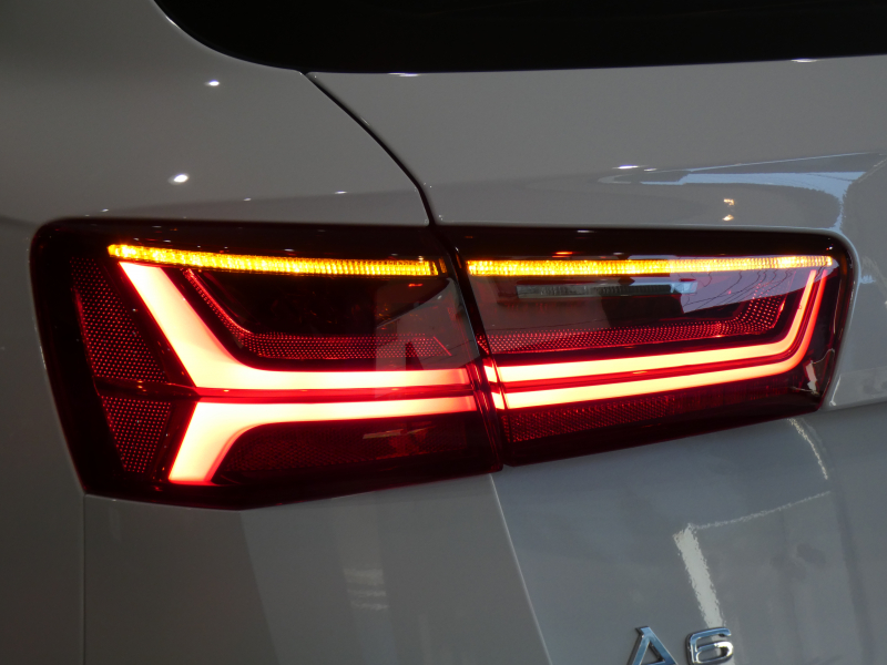 アウディ A6 【☆ｷｬﾝﾍﾟｰﾝ価格】A6ｵｰﾙﾛｰﾄﾞｸﾜﾄﾛ ｺﾝﾌｫｰﾄｼｰﾄ&ｱｼｽﾀﾝｽPKG　1ｵｰﾅｰ 追ACC ﾚｰﾝ&ｻｲﾄﾞｱｼｽﾄ 黒革 全席ﾋｰﾀｰ ﾍﾞﾝﾁﾚｰﾀｰ MMIﾅﾋﾞTV BOSE Bｶﾒﾗ PDC ﾘｱ独立AC ﾏﾄﾘｸｽLED ｴｱｻｽ ｵｰﾄﾃｰﾙｹﾞｰﾄ 18AW OP各部ﾎﾞﾃﾞｨ同色　2年保証