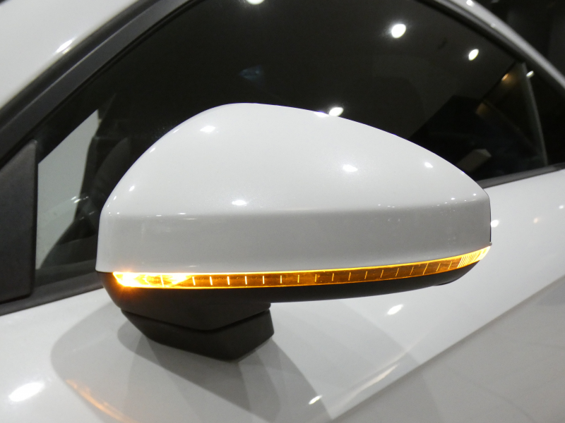 アウディ TTクーペ TTｸｰﾍﾟ 2.0TFSI Sﾗｲﾝ&ｱｼｽﾀﾝｽPKGｱﾄﾞﾊﾞﾝｽﾄ　ADVｷｰ ﾚｰﾝ&ｻｲﾄﾞｱｼｽﾄ ｸﾙｺﾝ 半革 MMIﾅﾋﾞTV Bｶﾒﾗ PDC ﾊﾞｰﾁｬﾙCP LEDﾗｲﾄ Sﾗｲﾝｴｸｽﾃﾘｱ&18AW　2年保証