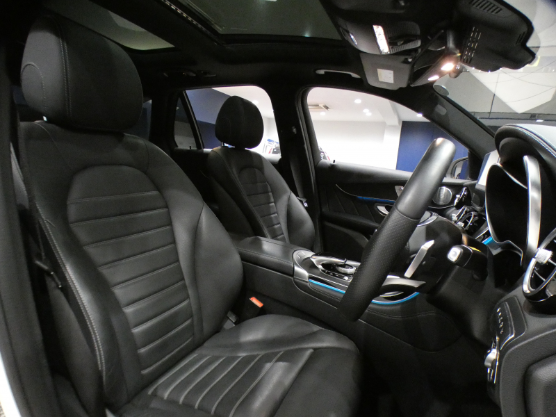 AMG GLC GLC43 4MATIC ﾚｻﾞｰｴｸｽｸﾙｰｼﾌﾞPKG　ｷｰﾚｽｺﾞｰ 黒革 ﾋｰﾀｰ ﾊﾟﾉﾗﾏSR ﾅﾋﾞTV ﾌﾞﾙﾒｽﾀｰ 全周囲ｶﾒﾗ PTS ﾍｯﾄﾞｱｯﾌﾟDSP LEDﾗｲﾄ ｻｲﾄﾞﾗﾝﾆﾝｸﾞﾎﾞｰﾄﾞ 専用ｴｸｽﾃﾘｱ&20AW 367ps　2年保証