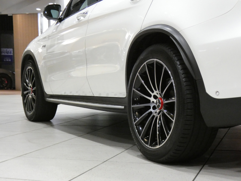 AMG GLC GLC43 4MATIC ﾚｻﾞｰｴｸｽｸﾙｰｼﾌﾞPKG　ｷｰﾚｽｺﾞｰ 黒革 ﾋｰﾀｰ ﾊﾟﾉﾗﾏSR ﾅﾋﾞTV ﾌﾞﾙﾒｽﾀｰ 全周囲ｶﾒﾗ PTS ﾍｯﾄﾞｱｯﾌﾟDSP LEDﾗｲﾄ ｻｲﾄﾞﾗﾝﾆﾝｸﾞﾎﾞｰﾄﾞ 専用ｴｸｽﾃﾘｱ&20AW 367ps　2年保証