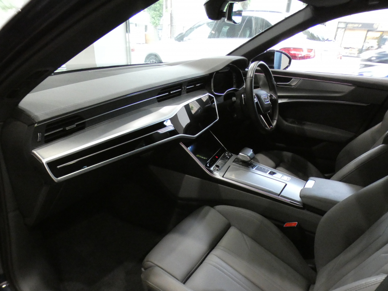 アウディ A6 A6 40TDIｸﾜﾄﾛ Sﾗｲﾝ ﾊﾟｰｸｱｼｽﾄPKG　ADVｷｰ Dｱｼｽﾄ 追ACC ﾚｰﾝ&ｻｲﾄﾞｱｼｽﾄ 衝突軽減 ｸﾞﾚｰ革 ﾋｰﾀｰ ﾀｯﾁP対応MMIﾅﾋﾞ 全周囲ｶﾒﾗ PDC HDﾏﾄﾘｸｽLED ｵｰﾄﾄﾗﾝｸ Sﾗｲﾝｴｸｽﾃﾘｱ&19AW　2年保証