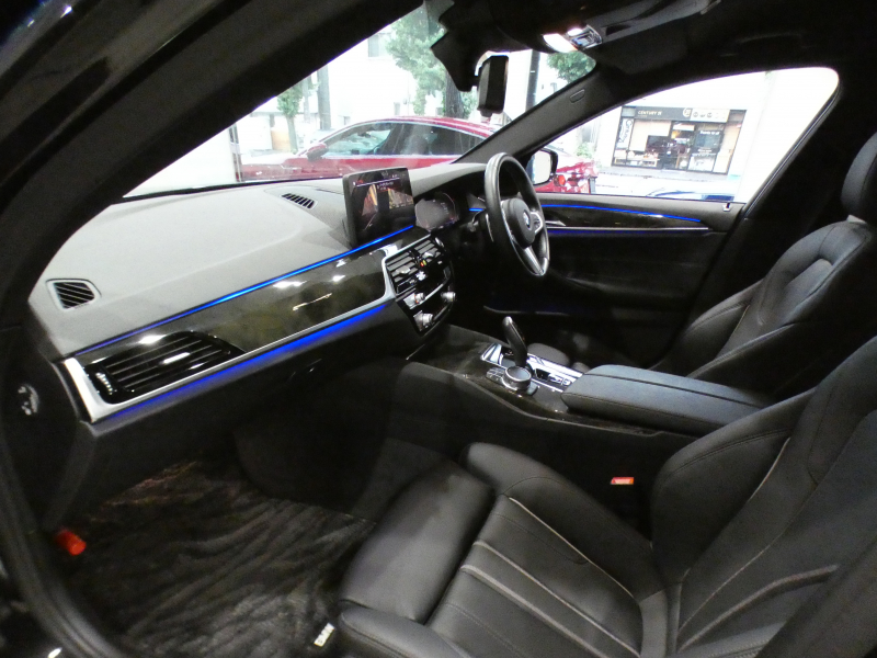 BMW 5シリーズ 【ｷｬﾝﾍﾟｰﾝ価格】523dﾂｰﾘﾝｸﾞ Xﾄﾞﾗｲﾌﾞ Mｽﾎﾟｰﾂ　後期 ｺﾝﾌｫA 追ACC ﾚｰﾝDW ﾚｰﾝCHW 衝突軽減 黒革 ﾋｰﾀｰ iﾄﾞﾗｲﾌﾞﾅﾋﾞ(第7世代) ﾗｲﾌﾞCP ﾜｲﾔﾚｽCH Bｶﾒﾗ PDC LEDﾗｲﾄ Mｽﾎﾟｰﾂｴｱﾛ&19AW　2年保証