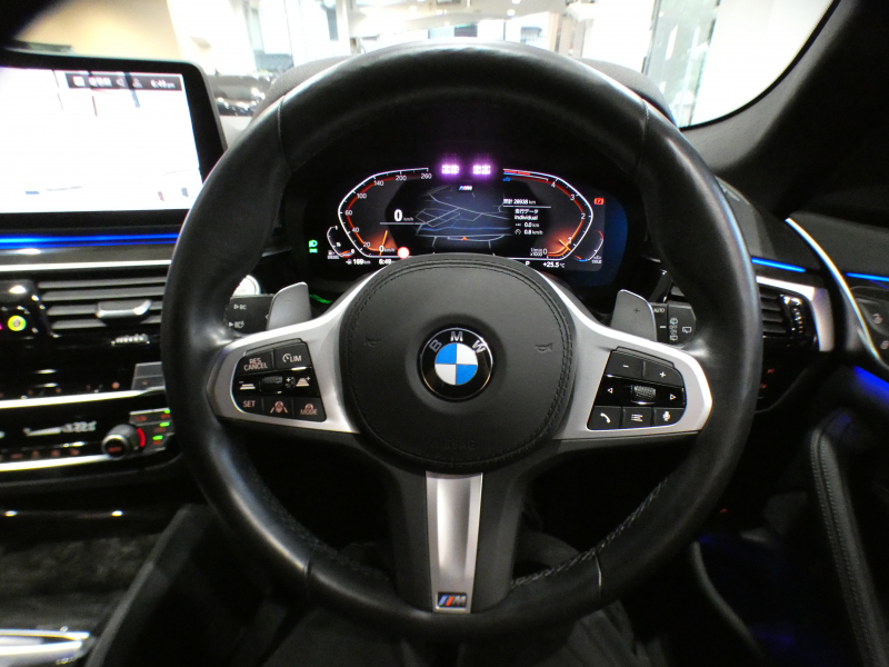 BMW 5シリーズ 【ｷｬﾝﾍﾟｰﾝ価格】523dﾂｰﾘﾝｸﾞ Xﾄﾞﾗｲﾌﾞ Mｽﾎﾟｰﾂ　後期 ｺﾝﾌｫA 追ACC ﾚｰﾝDW ﾚｰﾝCHW 衝突軽減 黒革 ﾋｰﾀｰ iﾄﾞﾗｲﾌﾞﾅﾋﾞ(第7世代) ﾗｲﾌﾞCP ﾜｲﾔﾚｽCH Bｶﾒﾗ PDC LEDﾗｲﾄ Mｽﾎﾟｰﾂｴｱﾛ&19AW　2年保証