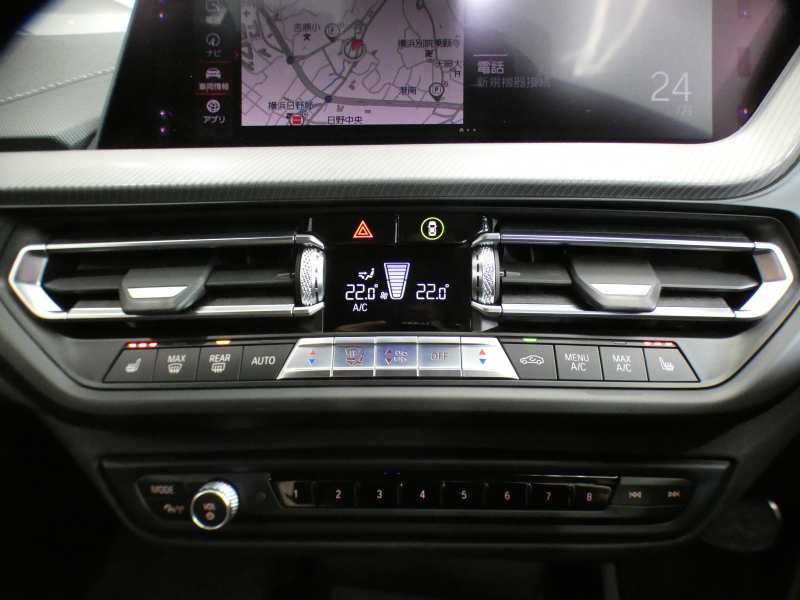 BMW 1シリーズ M135i XDrive　☆indivi外装 1ｵｰﾅｰ ｺﾝﾌｫA 追ACC ﾚｰﾝDW ﾚｰﾝCHW 衝突軽減 黒革Mｽﾎﾟｰﾂｼｰﾄ ﾗｲﾌﾞCP ﾍｯﾄﾞｱｯﾌﾟDSP Bｶﾒﾗ PDC ｵｰﾄﾃｰﾙｹﾞｰﾄ LEDﾗｲﾄ 専用ｴｸｽﾃﾘｱ&18AW 306ps　2年保証