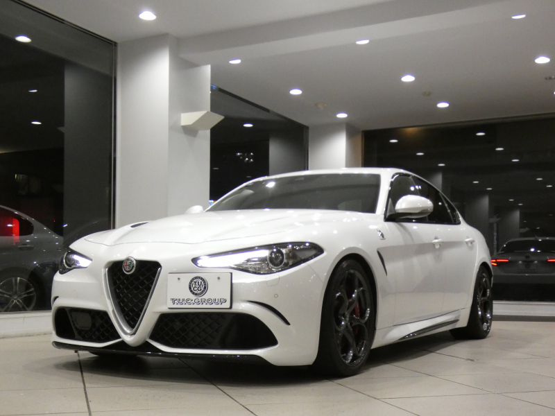 アルファロメオ ジュリア ｼﾞｭﾘｱ ｸｱﾄﾞﾘﾌｫﾘｵ　追ACC ﾚｰﾝﾃﾞｨﾊﾟｰﾁｬｰ&ﾌﾞﾗｲﾝﾄﾞｽﾎﾟｯﾄ 黒半革 Connectｼｽﾃﾑ ｱﾝﾄﾞﾛｲﾄﾞｵｰﾄ harman/Kardon ｷｾﾉﾝ 専用ｴｸｽﾃﾘｱ&19AW ﾀﾞｳﾝｻｽ EBM 可変ﾏﾌﾗｰ 510ps　2年保証