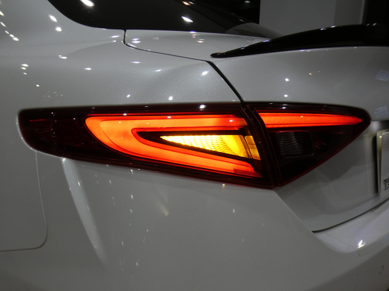 アルファロメオ ジュリア ｼﾞｭﾘｱ ｸｱﾄﾞﾘﾌｫﾘｵ　追ACC ﾚｰﾝﾃﾞｨﾊﾟｰﾁｬｰ&ﾌﾞﾗｲﾝﾄﾞｽﾎﾟｯﾄ 黒半革 Connectｼｽﾃﾑ ｱﾝﾄﾞﾛｲﾄﾞｵｰﾄ harman/Kardon ｷｾﾉﾝ 専用ｴｸｽﾃﾘｱ&19AW ﾀﾞｳﾝｻｽ EBM 可変ﾏﾌﾗｰ 510ps　2年保証