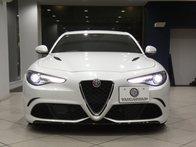 アルファロメオ ジュリア ｼﾞｭﾘｱ ｸｱﾄﾞﾘﾌｫﾘｵ　追ACC ﾚｰﾝﾃﾞｨﾊﾟｰﾁｬｰ&ﾌﾞﾗｲﾝﾄﾞｽﾎﾟｯﾄ 黒半革 Connectｼｽﾃﾑ ｱﾝﾄﾞﾛｲﾄﾞｵｰﾄ harman/Kardon ｷｾﾉﾝ 専用ｴｸｽﾃﾘｱ&19AW ﾀﾞｳﾝｻｽ EBM 可変ﾏﾌﾗｰ 510ps　2年保証