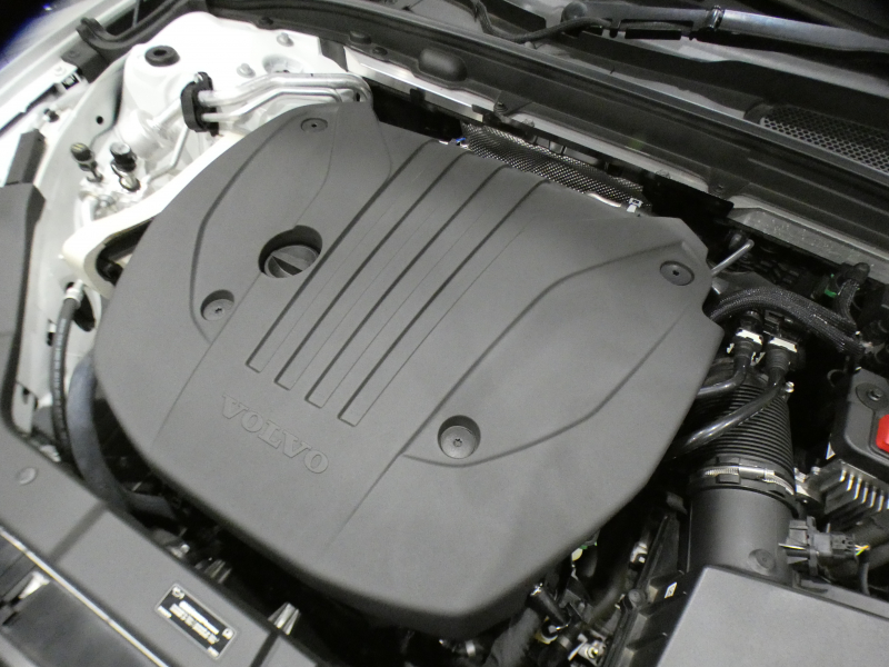 ボルボ V60 V60 B5 Rﾃﾞｻﾞｲﾝ　ｼﾃｨｾｰﾌﾃｨ ACC･BLIS 黒半革 全席ﾋｰﾀｰ ｽﾃｱﾋｰﾀｰ ﾀｯﾁｽｸﾘｰﾝHDDﾅﾋﾞTV harman/K 全周囲ｶﾒﾗ ﾍｯﾄﾞｱｯﾌﾟDSP LEDﾗｲﾄ Rﾃﾞｻﾞｲﾝ専用ｴｸｽﾃﾘｱ&18AW B5ｴﾝｼﾞﾝ+ﾓｰﾀｰ　2年保証