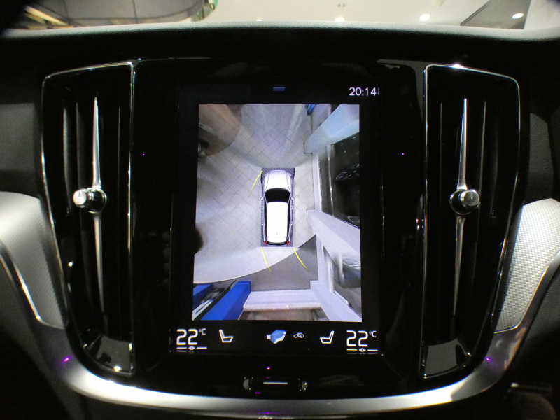 ボルボ V60 V60 B5 Rﾃﾞｻﾞｲﾝ　ｼﾃｨｾｰﾌﾃｨ ACC･BLIS 黒半革 全席ﾋｰﾀｰ ｽﾃｱﾋｰﾀｰ ﾀｯﾁｽｸﾘｰﾝHDDﾅﾋﾞTV harman/K 全周囲ｶﾒﾗ ﾍｯﾄﾞｱｯﾌﾟDSP LEDﾗｲﾄ Rﾃﾞｻﾞｲﾝ専用ｴｸｽﾃﾘｱ&18AW B5ｴﾝｼﾞﾝ+ﾓｰﾀｰ　2年保証