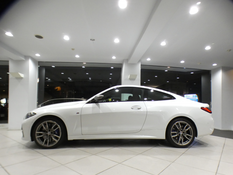 BMW 4シリーズ M440i xDriveｸｰﾍﾟ　ｺﾝﾌｫA Dｱｼｽﾄ 追ACC ﾚｰﾝCHW 衝突軽減 黒革 ﾋｰﾀｰ iﾄﾞﾗｲﾌﾞﾅﾋﾞ(第7世代) harmank ﾜｲﾔﾚｽCH ﾍｯﾄﾞｱｯﾌﾟDSP 全周ｶﾒﾗ PDC ﾚｰｻﾞｰﾗｲﾄ 専用ｴｸｽﾃﾘｱ&19AW 387ps　2年保証