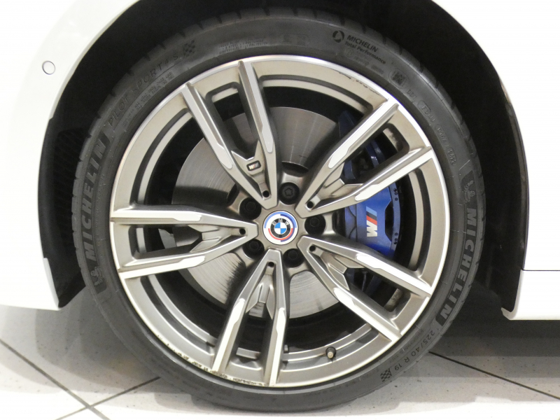 BMW 4シリーズ M440i xDriveｸｰﾍﾟ　ｺﾝﾌｫA Dｱｼｽﾄ 追ACC ﾚｰﾝCHW 衝突軽減 黒革 ﾋｰﾀｰ iﾄﾞﾗｲﾌﾞﾅﾋﾞ(第7世代) harmank ﾜｲﾔﾚｽCH ﾍｯﾄﾞｱｯﾌﾟDSP 全周ｶﾒﾗ PDC ﾚｰｻﾞｰﾗｲﾄ 専用ｴｸｽﾃﾘｱ&19AW 387ps　2年保証