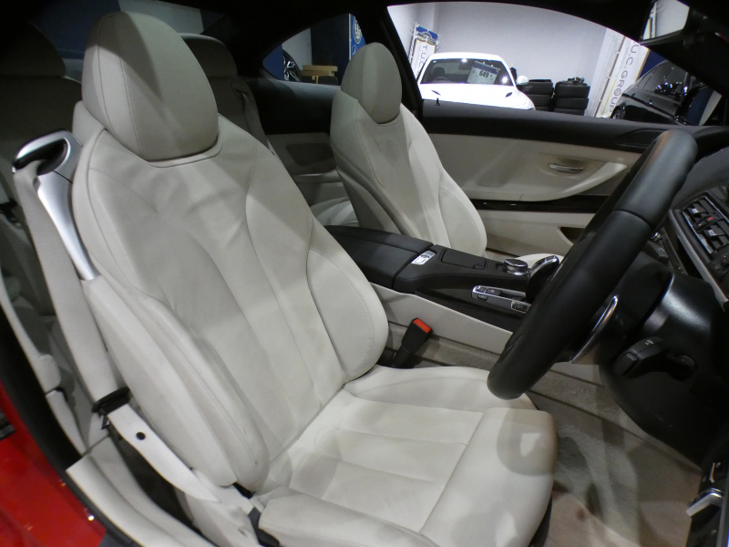 BMW 6シリーズ 640iｸｰﾍﾟ Mｽﾎﾟｰﾂ　後期最終 ｺﾝﾌｫA 追ACC ﾚｰﾝCHW 衝突軽減 白革 ｻﾝﾙｰﾌ iﾄﾞﾗｲﾌﾞﾅﾋﾞ(NBT-EVO2) Bｶﾒﾗ PDC DSPﾒｰﾀｰ ﾍｯﾄﾞｱｯﾌﾟDSP LEDﾗｲﾄ Mｽﾎﾟｰﾂｴｱﾛ Mﾊﾟﾌｫ20ｲﾝﾁAW　2年保証