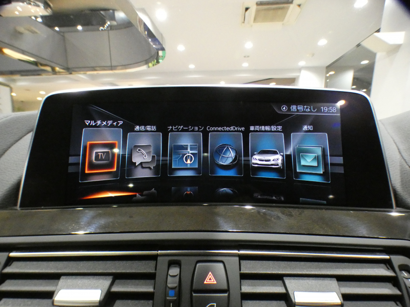 BMW 6シリーズ 640iｸｰﾍﾟ Mｽﾎﾟｰﾂ　後期最終 ｺﾝﾌｫA 追ACC ﾚｰﾝCHW 衝突軽減 白革 ｻﾝﾙｰﾌ iﾄﾞﾗｲﾌﾞﾅﾋﾞ(NBT-EVO2) Bｶﾒﾗ PDC DSPﾒｰﾀｰ ﾍｯﾄﾞｱｯﾌﾟDSP LEDﾗｲﾄ Mｽﾎﾟｰﾂｴｱﾛ Mﾊﾟﾌｫ20ｲﾝﾁAW　2年保証