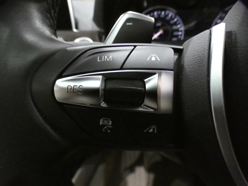 BMW 6シリーズ 640iｸｰﾍﾟ Mｽﾎﾟｰﾂ　後期最終 ｺﾝﾌｫA 追ACC ﾚｰﾝCHW 衝突軽減 白革 ｻﾝﾙｰﾌ iﾄﾞﾗｲﾌﾞﾅﾋﾞ(NBT-EVO2) Bｶﾒﾗ PDC DSPﾒｰﾀｰ ﾍｯﾄﾞｱｯﾌﾟDSP LEDﾗｲﾄ Mｽﾎﾟｰﾂｴｱﾛ Mﾊﾟﾌｫ20ｲﾝﾁAW　2年保証