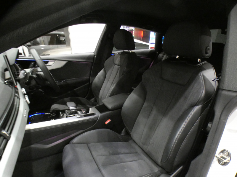 アウディ A5 A5ｽﾎﾟｰﾂﾊﾞｯｸ 40TDIｸﾜﾄﾛ Sﾗｲﾝ　1ｵｰﾅｰ 後期 追ACC ﾚｰﾝ&ｻｲﾄﾞｱｼｽﾄ 衝突軽減 半革 全席ﾋｰﾀｰ ﾀｯﾁP対応MMIﾅﾋﾞ ﾊﾞｰﾁｬﾙCP+ 全周囲ｶﾒﾗ PDC ﾏﾄﾘｸｽLED ｱﾝﾋﾞｴﾝﾄﾗｲﾄ Sﾗｲﾝｴｸｽﾃﾘｱ&18AW　2年保証