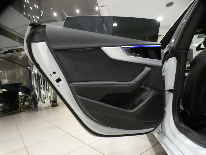 アウディ A5 A5ｽﾎﾟｰﾂﾊﾞｯｸ 40TDIｸﾜﾄﾛ Sﾗｲﾝ　1ｵｰﾅｰ 後期 追ACC ﾚｰﾝ&ｻｲﾄﾞｱｼｽﾄ 衝突軽減 半革 全席ﾋｰﾀｰ ﾀｯﾁP対応MMIﾅﾋﾞ ﾊﾞｰﾁｬﾙCP+ 全周囲ｶﾒﾗ PDC ﾏﾄﾘｸｽLED ｱﾝﾋﾞｴﾝﾄﾗｲﾄ Sﾗｲﾝｴｸｽﾃﾘｱ&18AW　2年保証