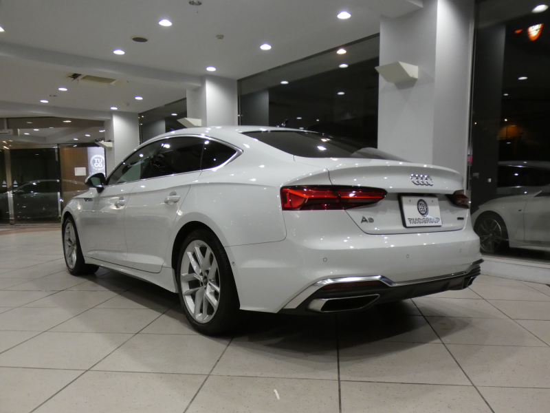 アウディ A5 A5ｽﾎﾟｰﾂﾊﾞｯｸ 40TDIｸﾜﾄﾛ Sﾗｲﾝ　1ｵｰﾅｰ 後期 追ACC ﾚｰﾝ&ｻｲﾄﾞｱｼｽﾄ 衝突軽減 半革 全席ﾋｰﾀｰ ﾀｯﾁP対応MMIﾅﾋﾞ ﾊﾞｰﾁｬﾙCP+ 全周囲ｶﾒﾗ PDC ﾏﾄﾘｸｽLED ｱﾝﾋﾞｴﾝﾄﾗｲﾄ Sﾗｲﾝｴｸｽﾃﾘｱ&18AW　2年保証