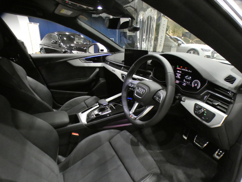 アウディ A5 A5ｽﾎﾟｰﾂﾊﾞｯｸ 40TDIｸﾜﾄﾛ Sﾗｲﾝ　1ｵｰﾅｰ 後期 追ACC ﾚｰﾝ&ｻｲﾄﾞｱｼｽﾄ 衝突軽減 半革 全席ﾋｰﾀｰ ﾀｯﾁP対応MMIﾅﾋﾞ ﾊﾞｰﾁｬﾙCP+ 全周囲ｶﾒﾗ PDC ﾏﾄﾘｸｽLED ｱﾝﾋﾞｴﾝﾄﾗｲﾄ Sﾗｲﾝｴｸｽﾃﾘｱ&18AW　2年保証