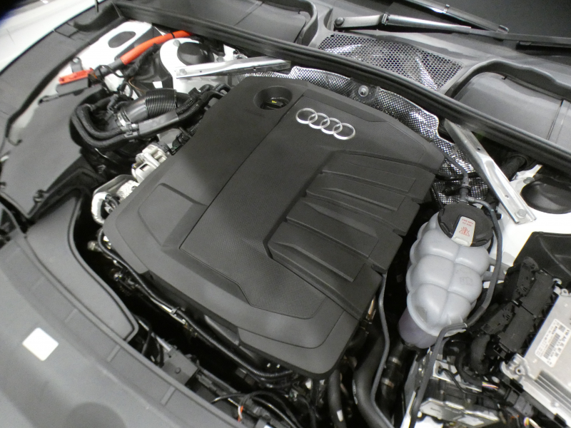 アウディ A5 A5ｽﾎﾟｰﾂﾊﾞｯｸ 40TDIｸﾜﾄﾛ Sﾗｲﾝ　1ｵｰﾅｰ 後期 追ACC ﾚｰﾝ&ｻｲﾄﾞｱｼｽﾄ 衝突軽減 半革 全席ﾋｰﾀｰ ﾀｯﾁP対応MMIﾅﾋﾞ ﾊﾞｰﾁｬﾙCP+ 全周囲ｶﾒﾗ PDC ﾏﾄﾘｸｽLED ｱﾝﾋﾞｴﾝﾄﾗｲﾄ Sﾗｲﾝｴｸｽﾃﾘｱ&18AW　2年保証