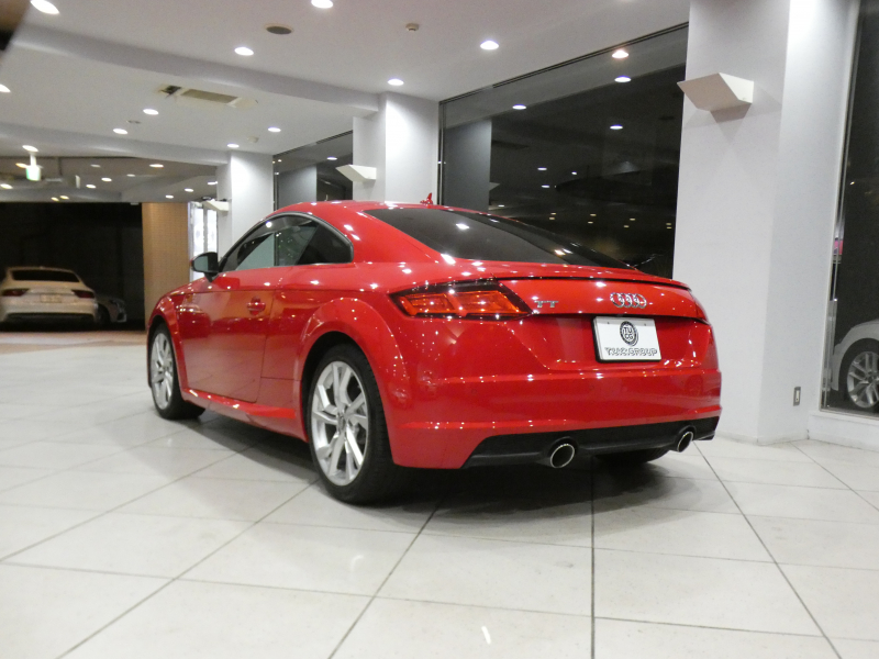 アウディ TTクーペ TTｸｰﾍﾟ 40TFSI ｺﾝﾌｫｰﾄPKG　後期 ADVｷｰ ｸﾙｺﾝ ﾚｰﾝ&ｻｲﾄﾞｱｼｽﾄ ｴﾌｪｸﾄｸﾛｽｼｰﾄ ｼｰﾄﾋｰﾀｰ MMIﾅﾋﾞ ﾊﾞｰﾁｬﾙCP Bｶﾒﾗ PDC LEDﾗｲﾄ 18AW　2年保証